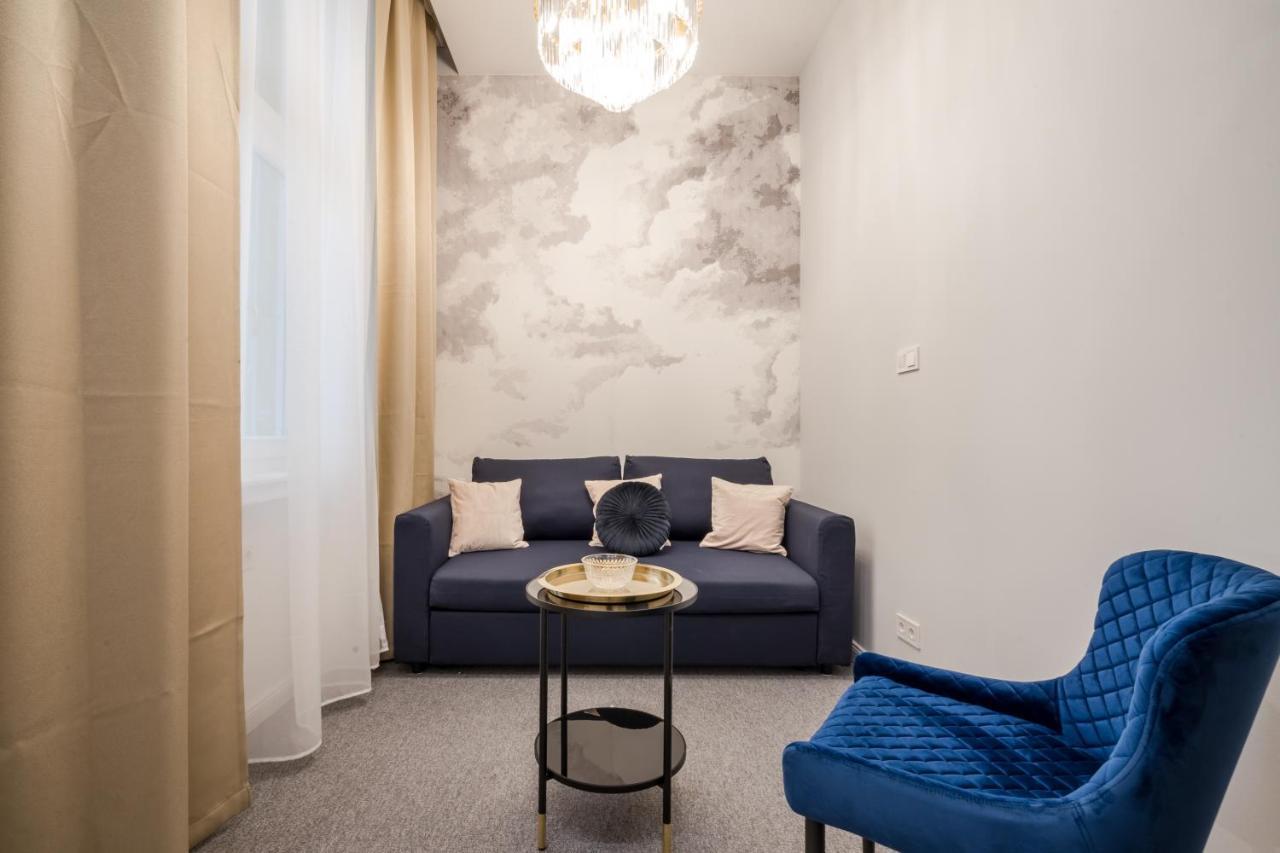 Astoria Boutique Suites- Best Location By Bqa Budapest Kültér fotó