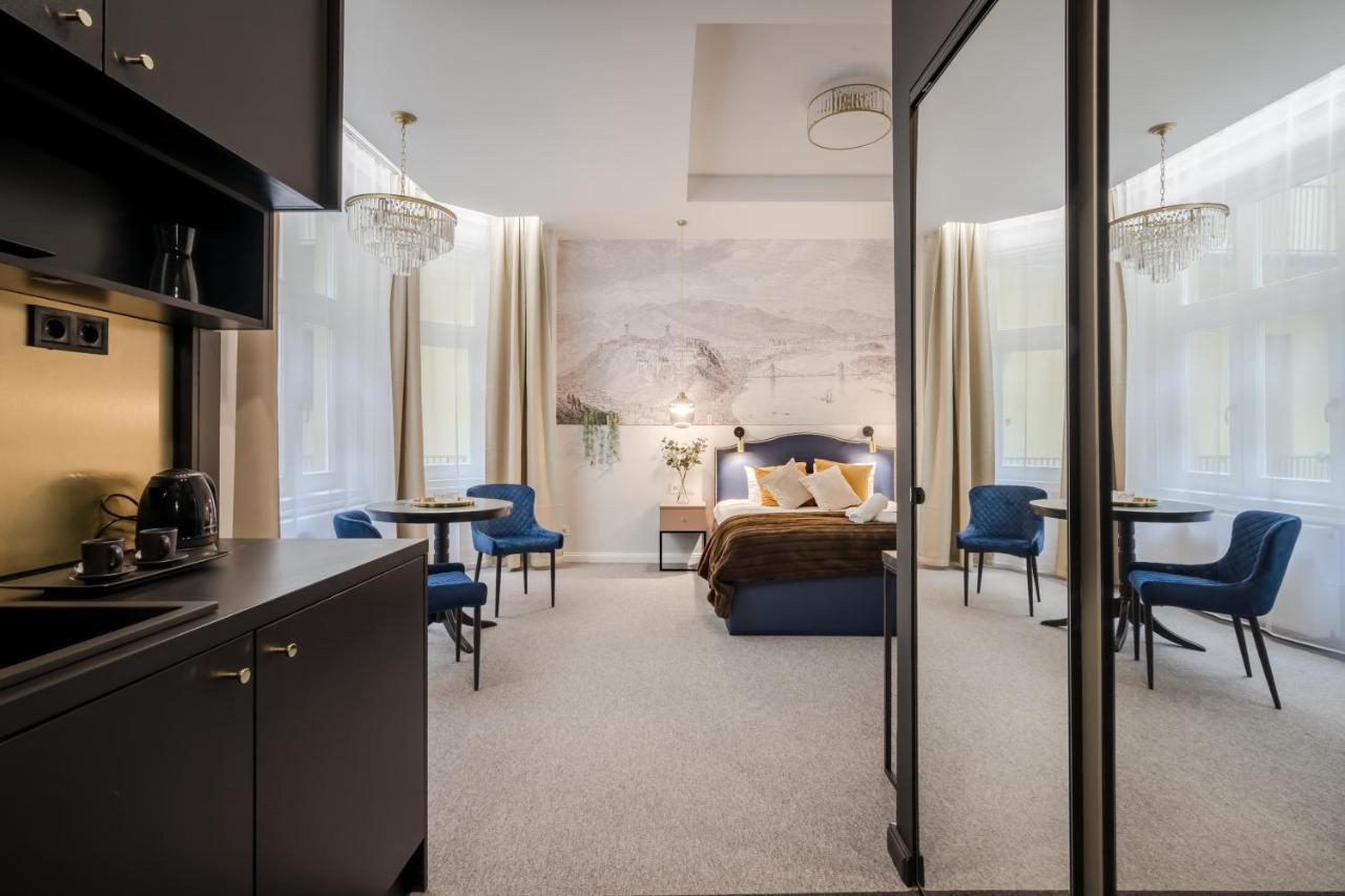 Astoria Boutique Suites- Best Location By Bqa Budapest Kültér fotó