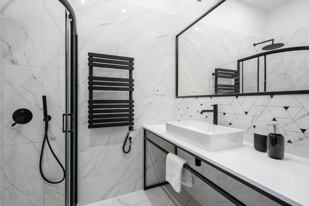 Astoria Boutique Suites- Best Location By Bqa Budapest Kültér fotó